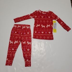 Girl's 2 Piece Reindeer Pajama Set.